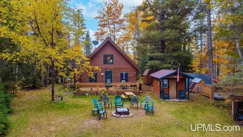 4890 S S Shr, Gwinn, MI 49841