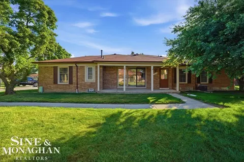 14908 Dover, Shelby Township, MI 48315