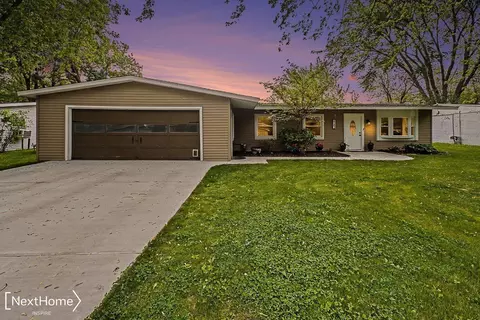 6183 Springdale, Grand Blanc, MI 48439