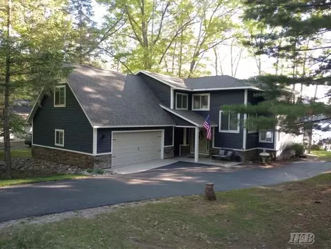 Exterior - 4765 Lancelot, Gladwin, MI 48624 photo 26 of 28