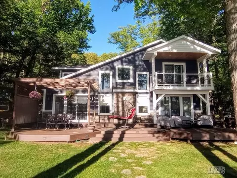 Exterior - 4765 Lancelot, Gladwin, MI 48624 photo 8 of 28