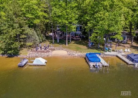Exterior - 4765 Lancelot, Gladwin, MI 48624 photo 24 of 28