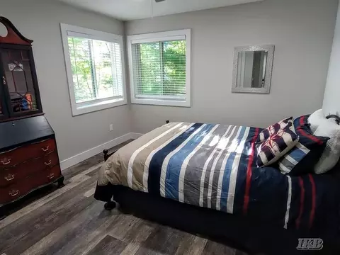 Bedroom - 4765 Lancelot, Gladwin, MI 48624 photo 4 of 5
