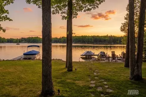 Exterior - 4765 Lancelot, Gladwin, MI 48624 photo 3 of 28