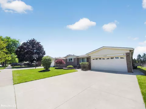 Exterior - 15748 Robert, Macomb, MI 48044 photo 2 of 6