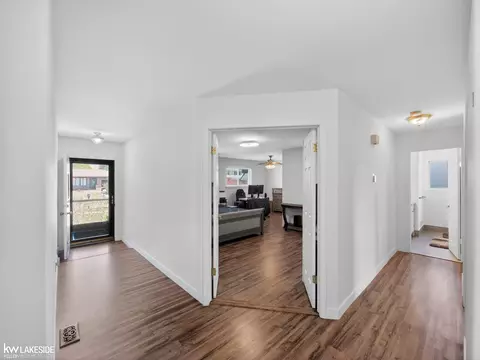 Entry Way - 15748 Robert, Macomb, MI 48044 photo 2 of 2