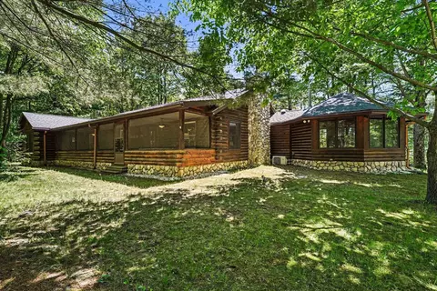 Exterior - 1026 Birch Rdg, Gladwin, MI 48624 photo 2 of 12