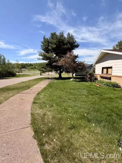 Other - 780 White, Ishpeming, MI 49849 photo 2 of 16