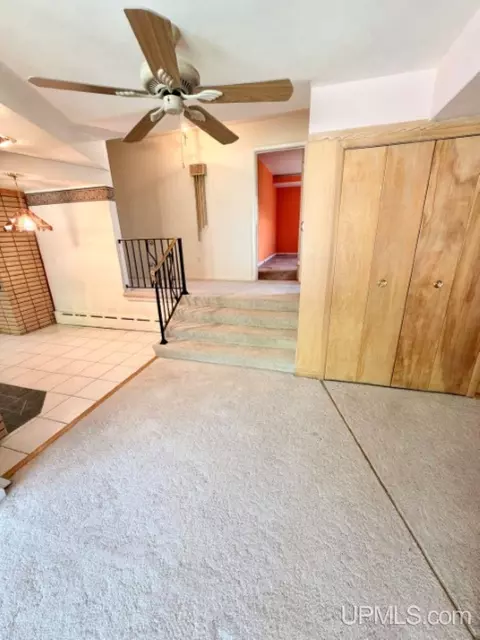 Entry Way - 780 White, Ishpeming, MI 49849 photo 3 of 5