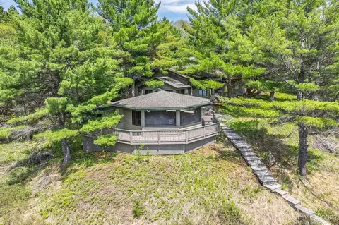 Exterior - 23493 Twist Lk, Watersmeet, MI 49969 photo 9 of 14