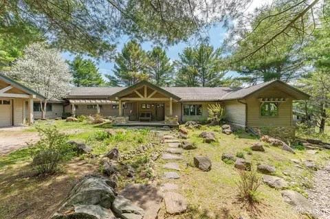 23493 Twist Lk, Watersmeet, MI 49969
