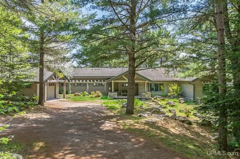 Exterior - 23493 Twist Lk, Watersmeet, MI 49969 photo 10 of 14