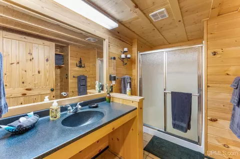 Bath - 23493 Twist Lk, Watersmeet, MI 49969 photo 4 of 4