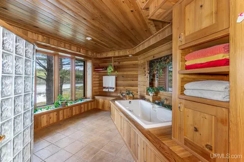 Bath - 23493 Twist Lk, Watersmeet, MI 49969 photo 3 of 4