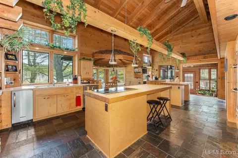 Kitchen - 23493 Twist Lk, Watersmeet, MI 49969 photo 5 of 7