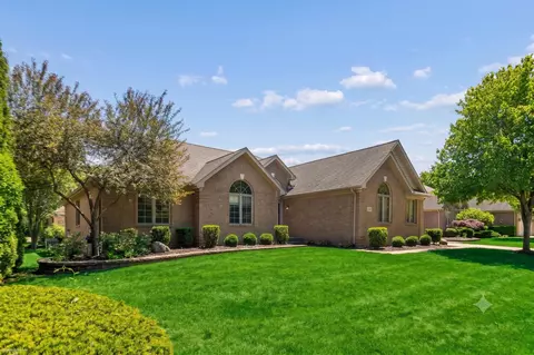 52688 Clinton Oak, Shelby Township, MI 48316