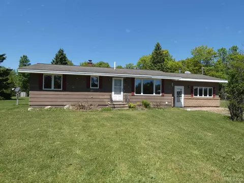 6386 E Wood, Bessemer, MI 49911