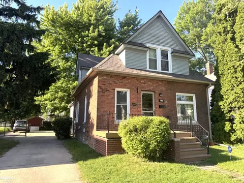 98 Gallup, Mount Clemens, MI 48043