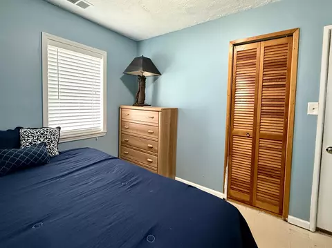 Bedroom - 3216 Elnor, Gladwin, MI 48624 photo 5 of 9