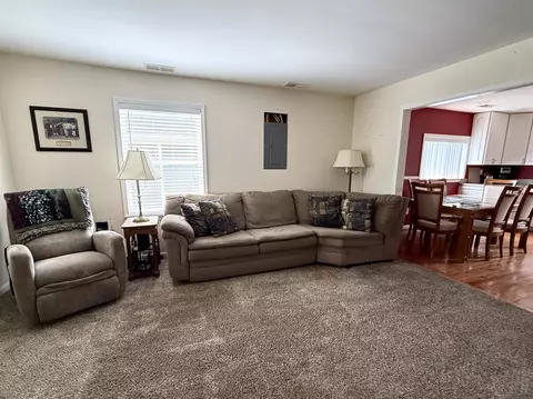 Living - 3216 Elnor, Gladwin, MI 48624 photo 4 of 8