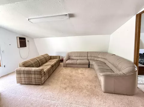 Living - 3216 Elnor, Gladwin, MI 48624 photo 7 of 8