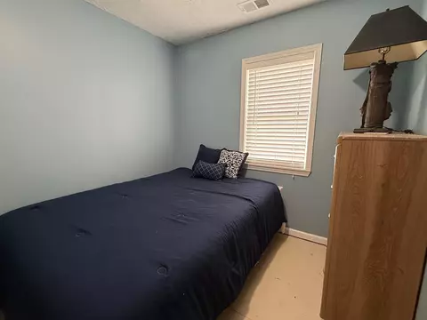 Bedroom - 3216 Elnor, Gladwin, MI 48624 photo 6 of 9
