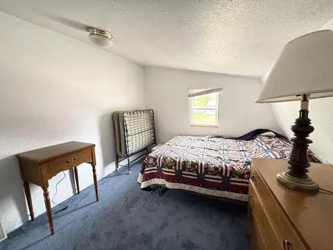 Bedroom - 3216 Elnor, Gladwin, MI 48624 photo 8 of 9