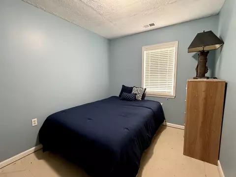 Bedroom - 3216 Elnor, Gladwin, MI 48624 photo 4 of 9