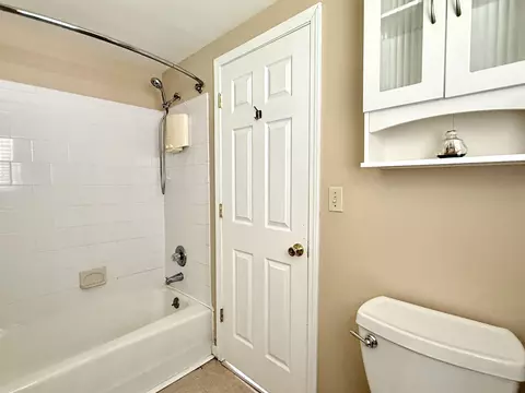 Bath - 3216 Elnor, Gladwin, MI 48624 photo 5 of 5