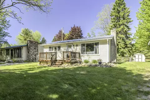 4300 N Grandview, Deckerville, MI 48427