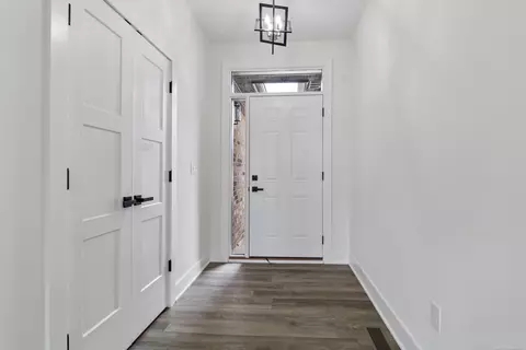 Entry Way - 45550 Gable, Macomb, MI 48044 photo 1 of 3