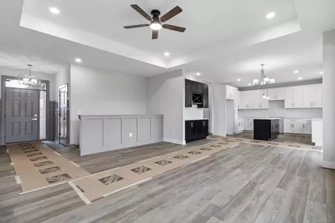 Entry Way - 45519 Gable, Macomb, MI 48044 photo 1 of 2