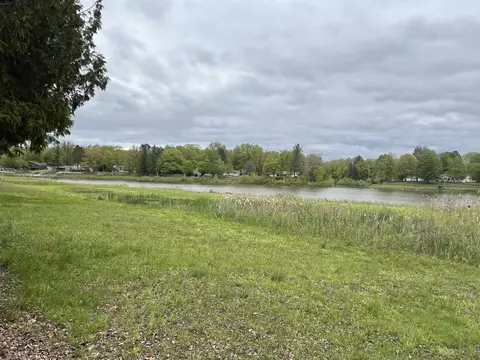 View/Area - 524 Hilo, Gladwin, MI 48624 photo 8 of 12