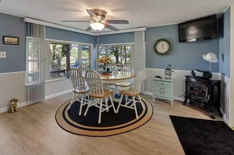 Dining - 524 Hilo, Gladwin, MI 48624 photo 3 of 4