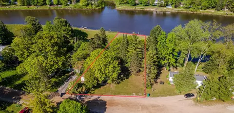 View/Area - 524 Hilo, Gladwin, MI 48624 photo 1 of 12