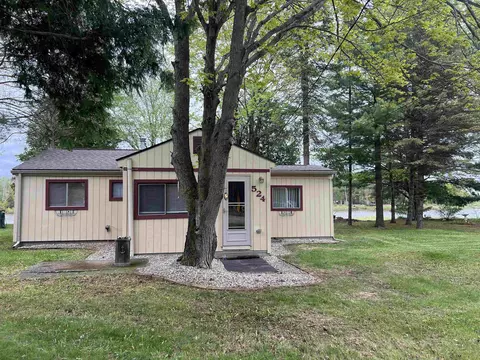 Exterior - 524 Hilo, Gladwin, MI 48624 photo 6 of 12