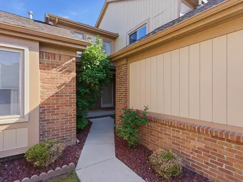 Exterior - 46860 High Mdws, Macomb, MI 48044 photo 3 of 7