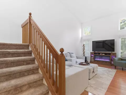 Living - 46860 High Mdws, Macomb, MI 48044 photo 4 of 4