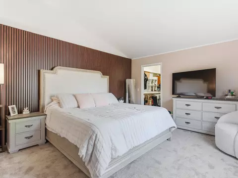 Bedroom - 46860 High Mdws, Macomb, MI 48044 photo 1 of 4