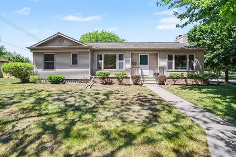0 Oakland, Essexville, MI 48732