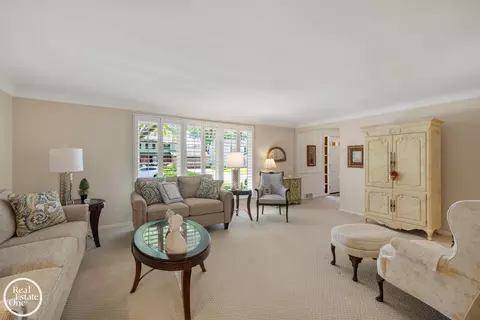Living - 432 Saddle, Grosse Pointe Woods, MI 48236 photo 1 of 6