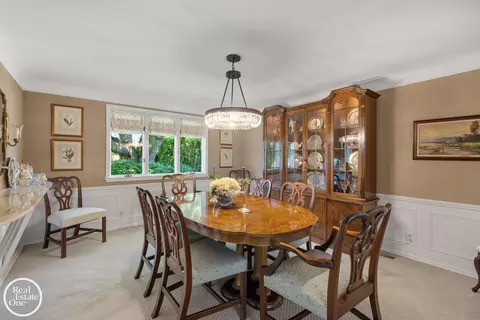 Dining - 432 Saddle, Grosse Pointe Woods, MI 48236 photo 1 of 2