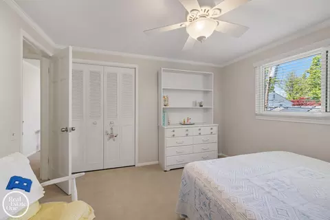 Bedroom - 432 Saddle, Grosse Pointe Woods, MI 48236 photo 5 of 6