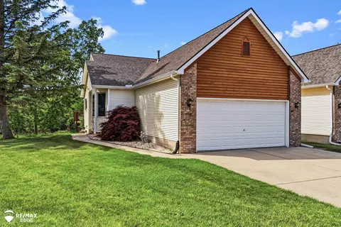 Exterior - 9340 Rayna, Davison, MI 48423 photo 8 of 8