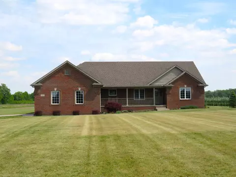 17201 Armada Ctr, Armada, MI 48005