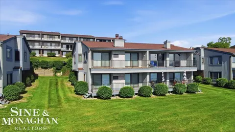 1715 River #58, Saint Clair, MI 48079