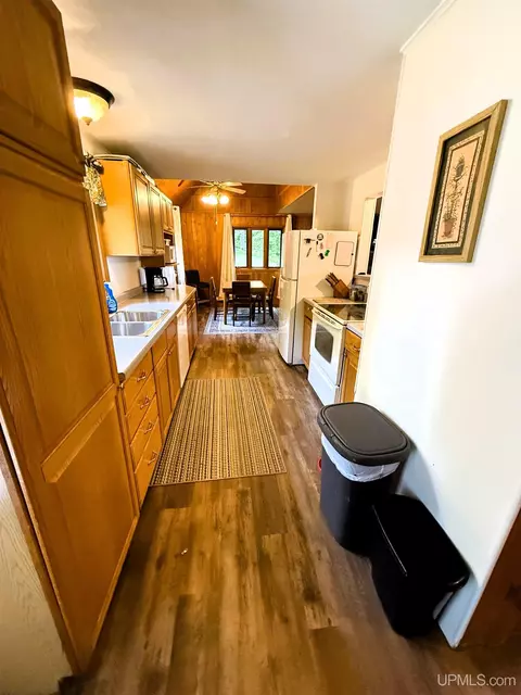 Kitchen - 16844 Goose Ln, Bergland, MI 49910 photo 1 of 2