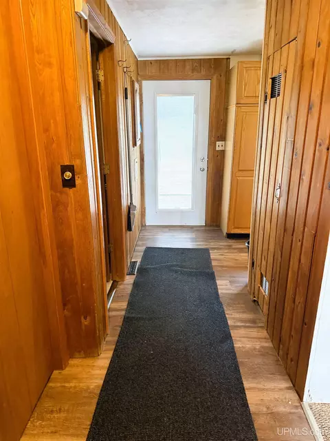 Entry Way - 16844 Goose Ln, Bergland, MI 49910 photo 1 of 3