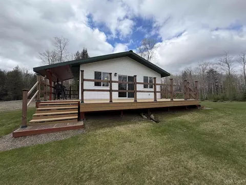 5851 Beauchamp, Hardwood, MI 49807