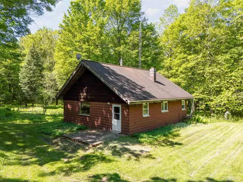 104 Groulx, Gaastra, MI 49927